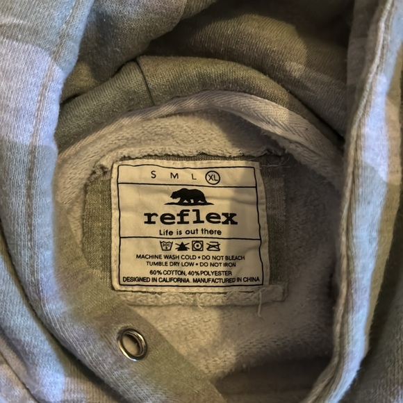 Camo - Picture 2 of 2